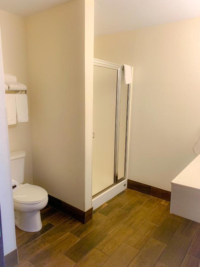 Hotel Baymont By Wyndham Chelsea Extérieur photo